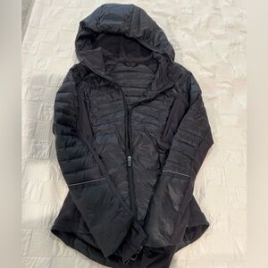 Lululemon puffer jacket size 2